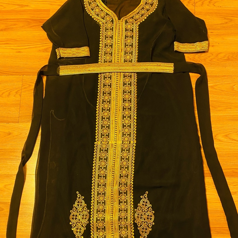 Black & gold kaftan